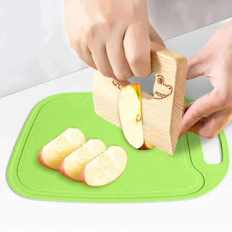 Plastic Knife Set with Toddler Knife, Peeler, Cookie Cutter, and Cutting Board (Random Color) - Montessori Skills