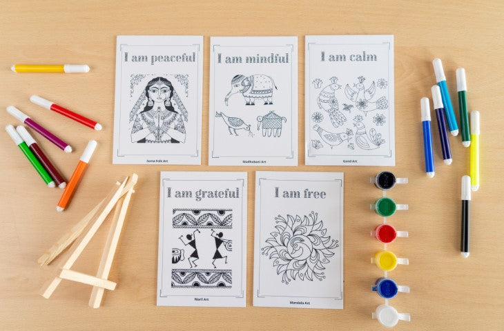 DIY Folk Art Canvas Coloring Kit - 5 Printed Canvas, easel and coloring pens