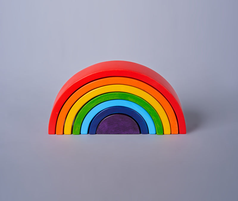 Svecha Toys: Colourful rainbow stacker