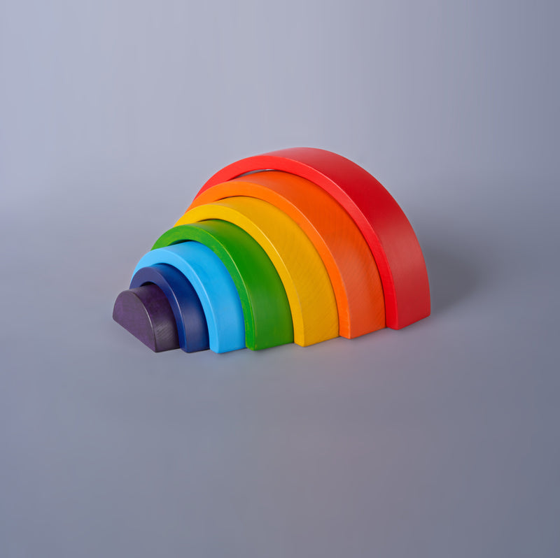 Svecha Toys: Colourful rainbow stacker