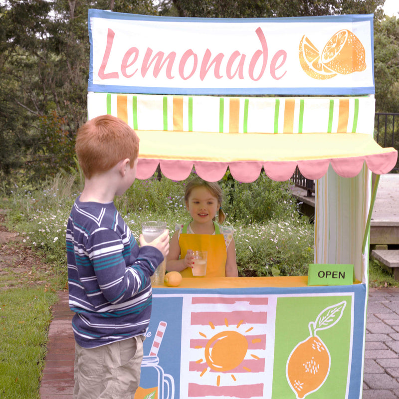 Role Play Deluxe Lemonade Stand Playhouse