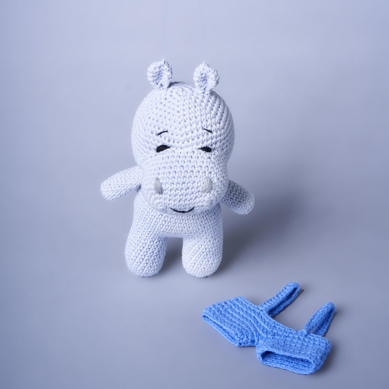 Svecha Toys: Blippo Hippo crochet toy